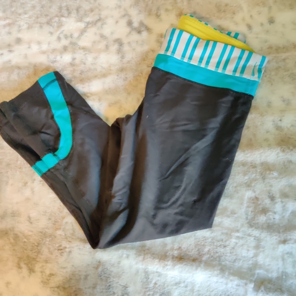 Lululemon capris